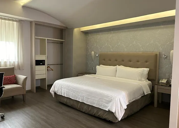 Express Mexico- Toreo By Ihg Mexico City
