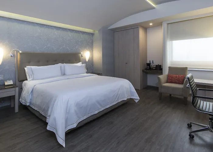 Express Mexico- Toreo By Ihg Hotel 4*