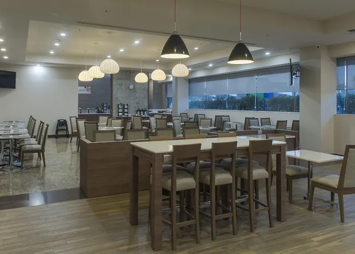 Express Mexico- Toreo By Ihg Mexico City