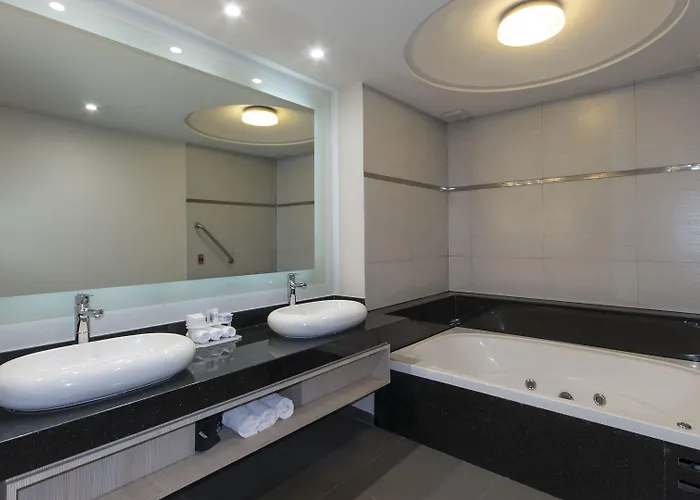 Hotel Express Mexico- Toreo By Ihg Mexico City
