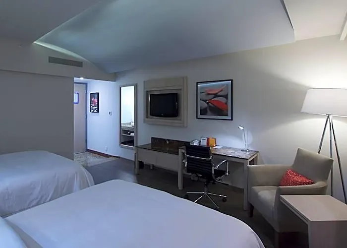 Express Mexico- Toreo By Ihg Hotel 4*