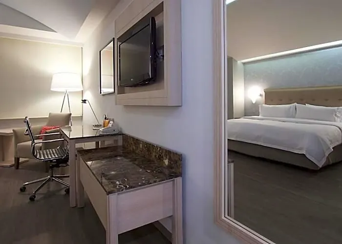 Express Mexico- Toreo By Ihg Mexico City