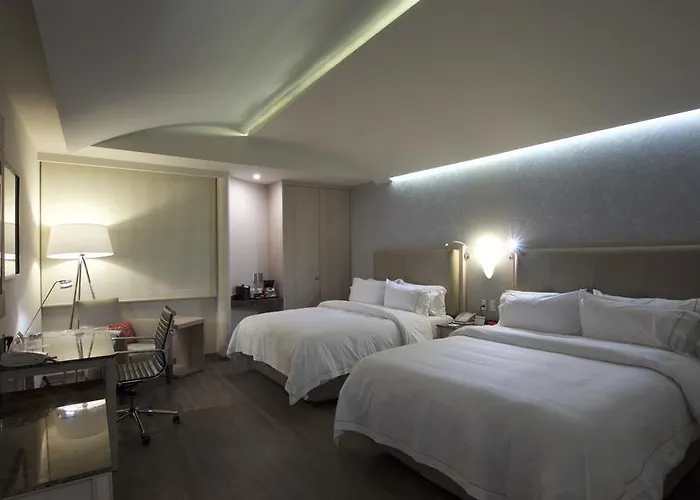Hotel Express Mexico- Toreo By Ihg