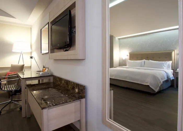 Express Mexico- Toreo By Ihg Hotel Mexico City